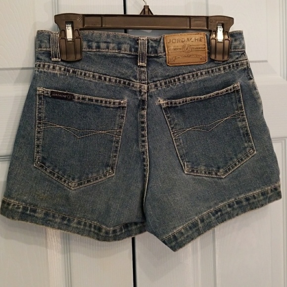 Low rise jean shorts style 2 - Picture 2 of 5